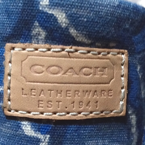 COACH " Tonya " Blue Signature C Patchwork Tennis Shoes. Size 7M - Picture 11 of 13